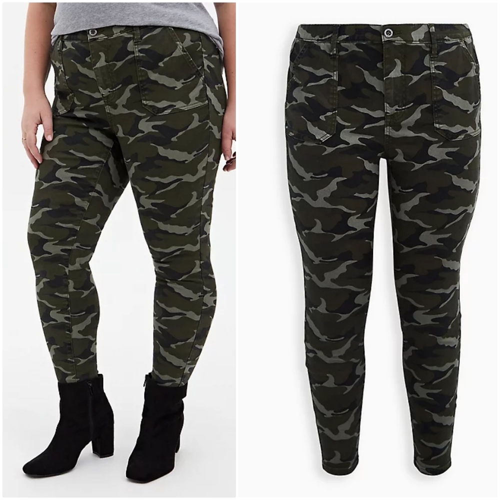 TORRID Camo Sky High Twill Skiinny Pant